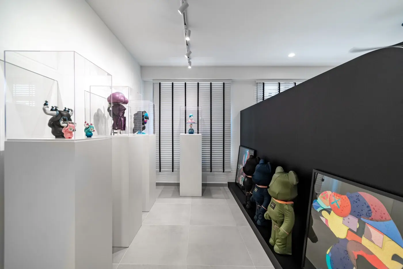 Wild Design - Black & White - Living Hall - New HDB - $50,000