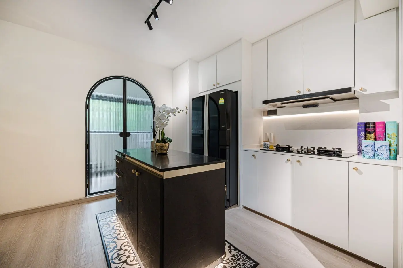 Wild Design - Minimalistic / Scandinavian - Kitchen to Service Yard - Resale HDB - $120,000