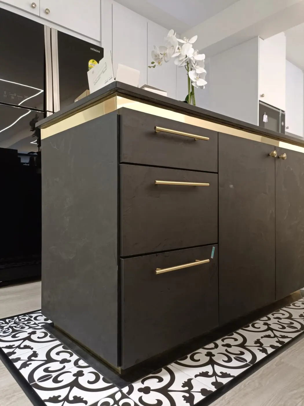 Wild Design - Minimalistic / Scandinavian - Kitchen Island table - Resale HDB - $120,000