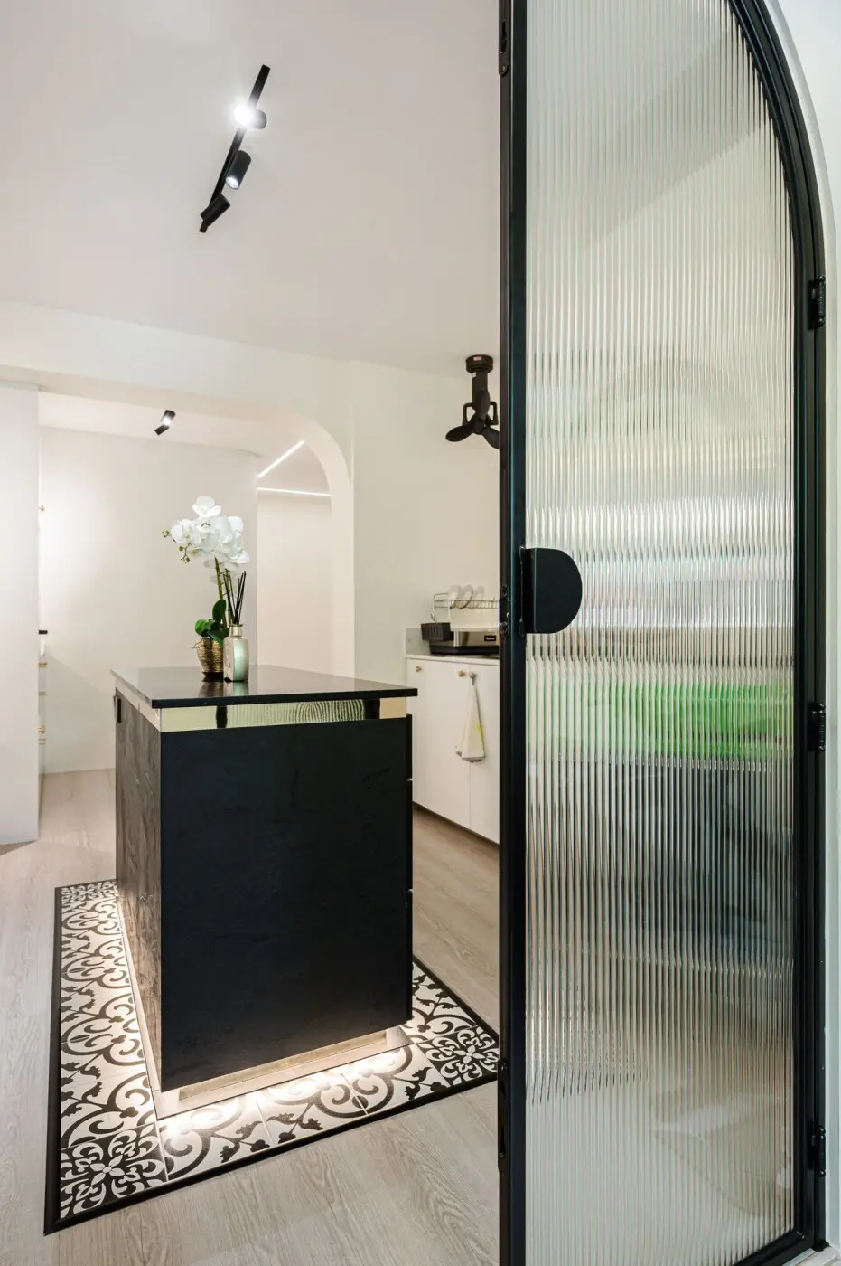 Wild Design - Minimalistic / Scandinavian - Service Yard to Kitchen - Resale HDB - $120,000