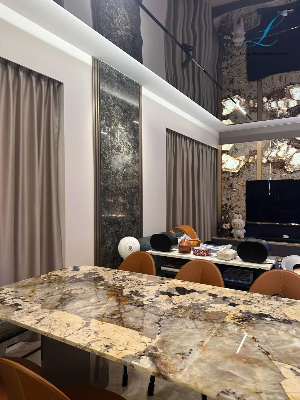 Explore Living - Luxury / Glamorous - Living area - Resale Condo - $300,000