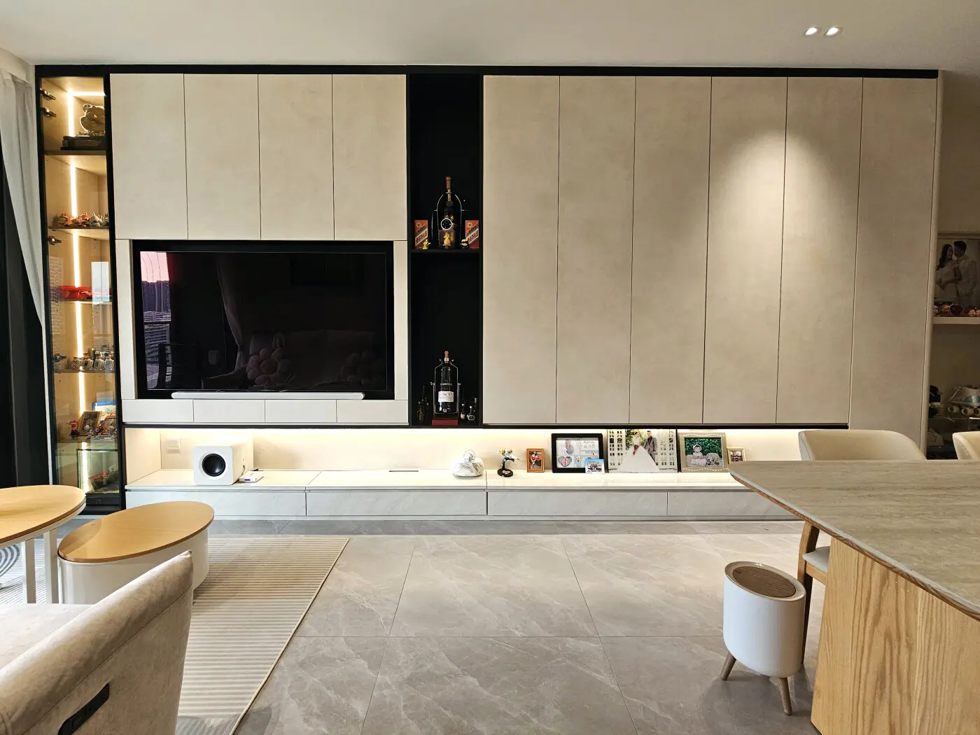 Posh+Space - Modern / Contemporary - Living room area - New Condo - $35,000