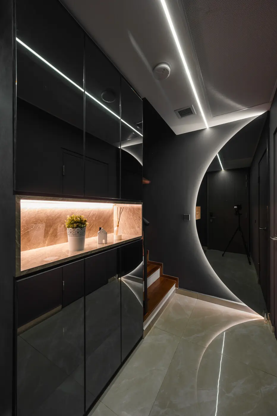 ID At Works - Luxury / Glamorous -  - New Landed - $60,000