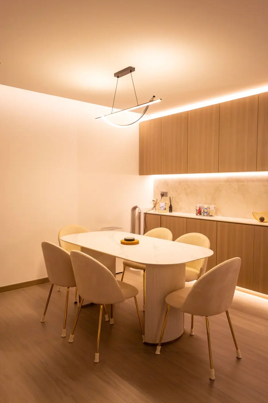 Mercurial Interior Design - Minimalistic / Scandinavian - Dinng Room - New HDB - $65,000