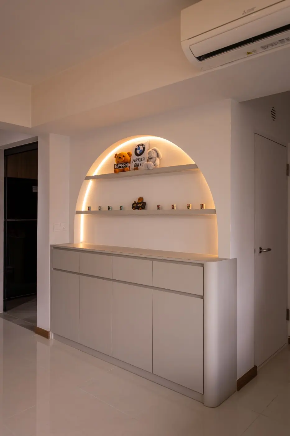 Mercurial Interior Design - Minimalistic / Scandinavian - Foyer - New HDB - $35,000