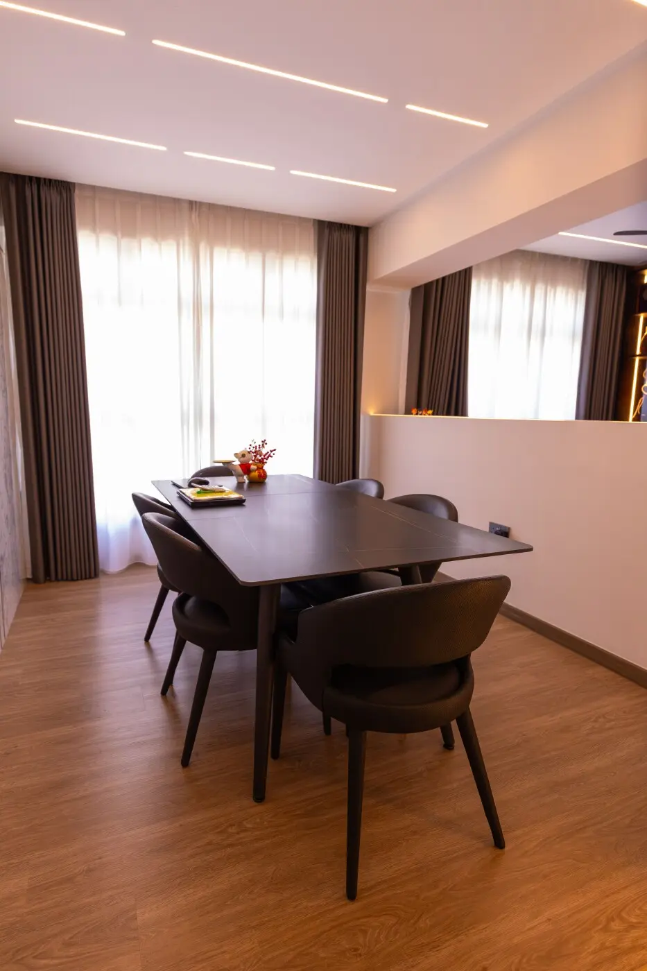 Mercurial Interior Design - Modern / Contemporary - Dining Room - New HDB - $59,000