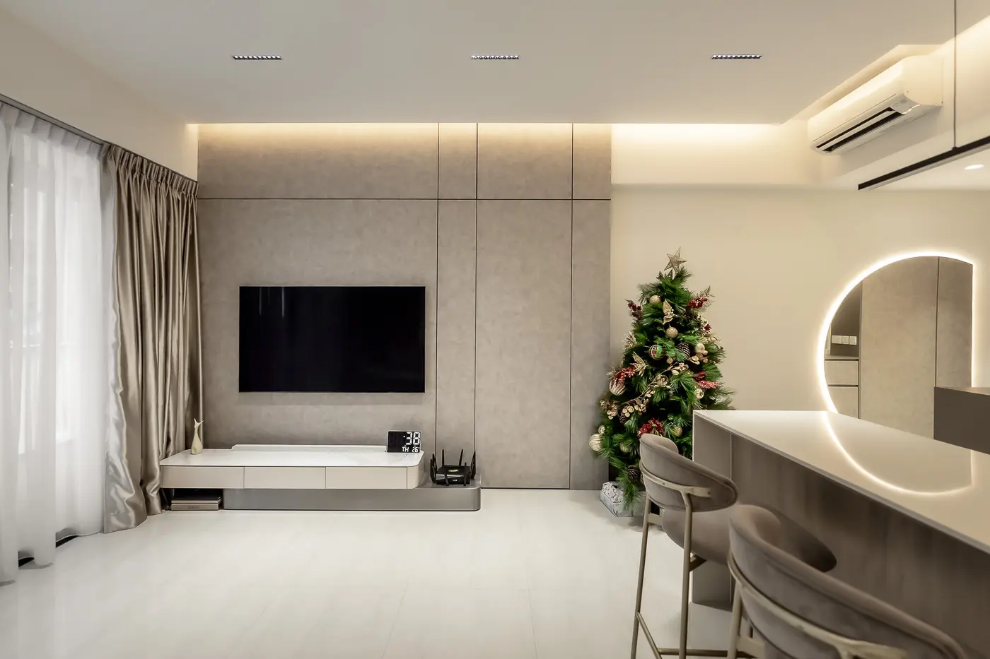 Dan Avenue - Modern / Contemporary -  - New Condo - $20,000