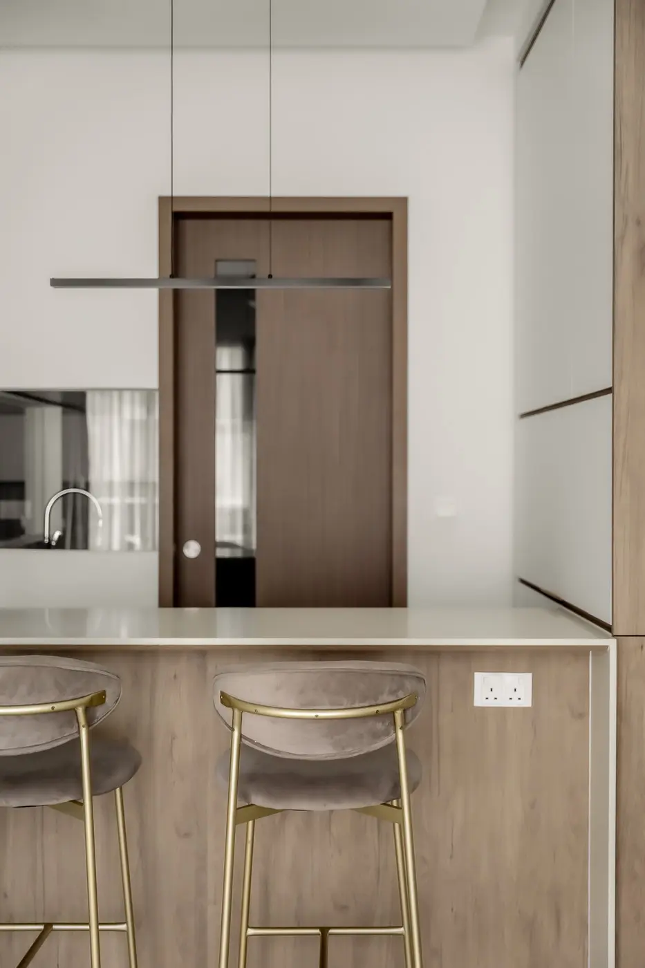 Dan Avenue - Modern / Contemporary -  - New Condo - $20,000