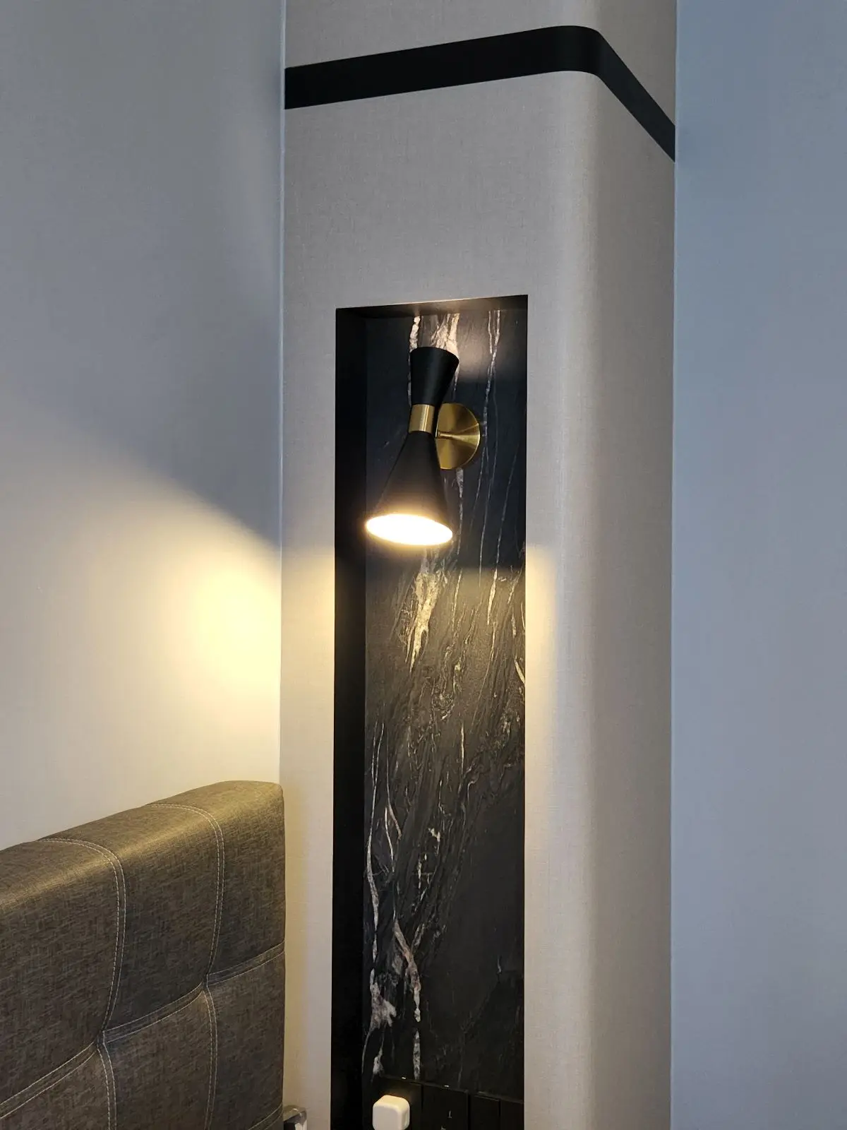 ID Avenue - Modern / Contemporary - MASTER SIDE CABINET - Resale Condo - $135,000