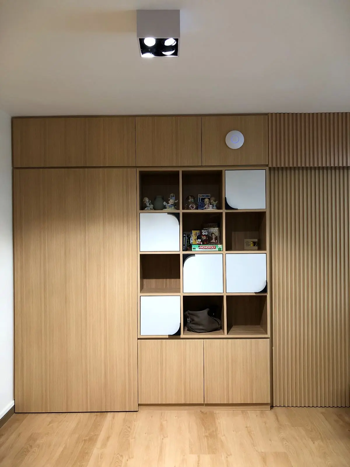 ID Avenue - Minimalistic / Scandinavian - FOYER - New HDB - $50,000
