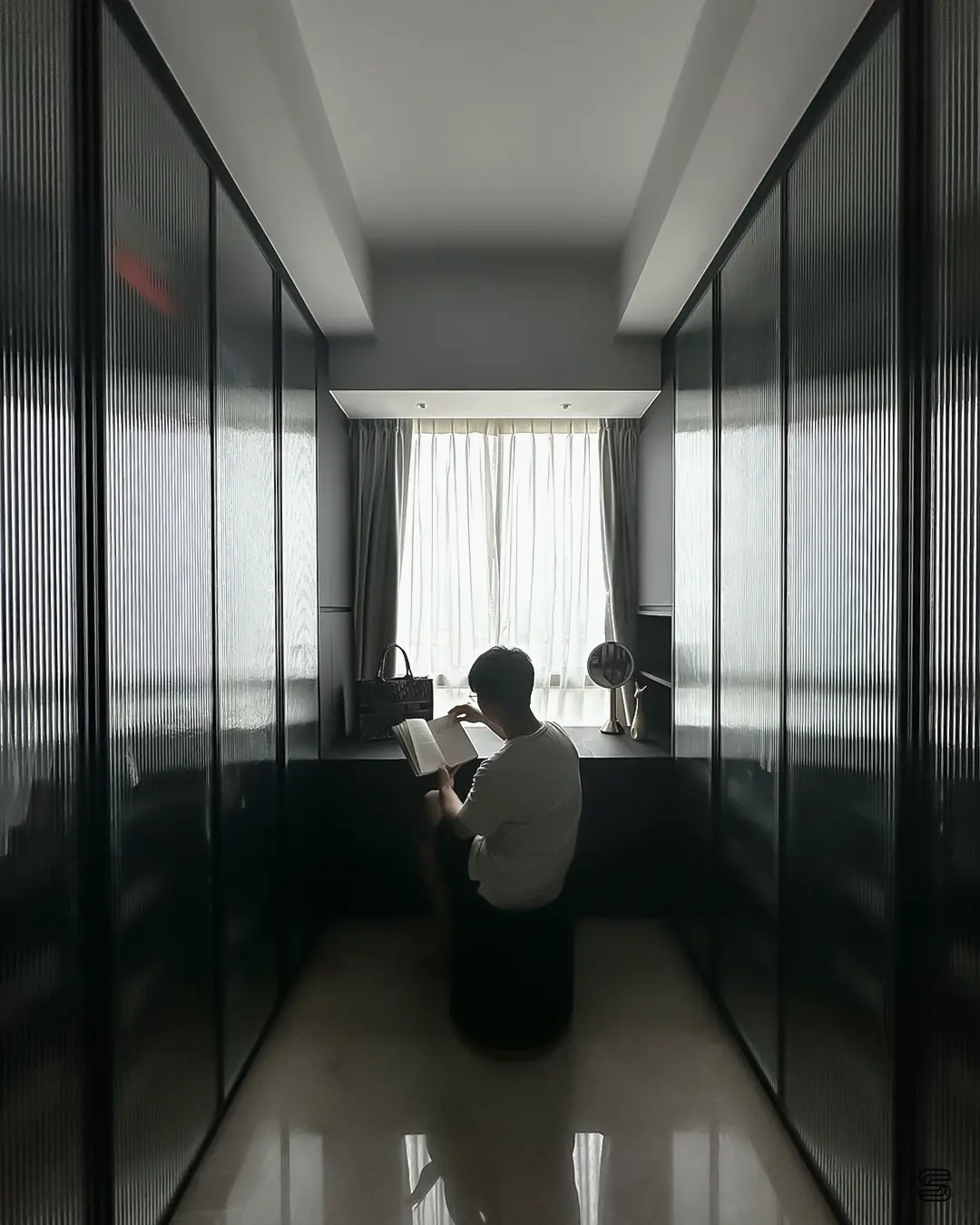 Senso Studio - Modern / Contemporary - Walk in wardrobe - Resale Condo - $150,000