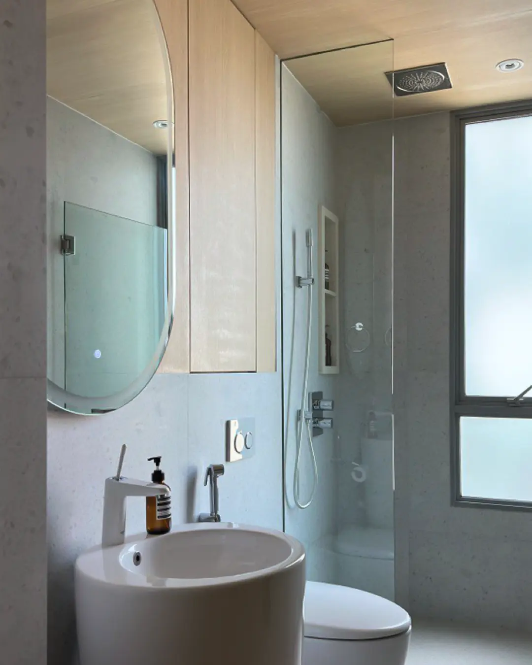 Senso Studio - Modern / Contemporary - Common Bathroom - Resale Condo - $150,000