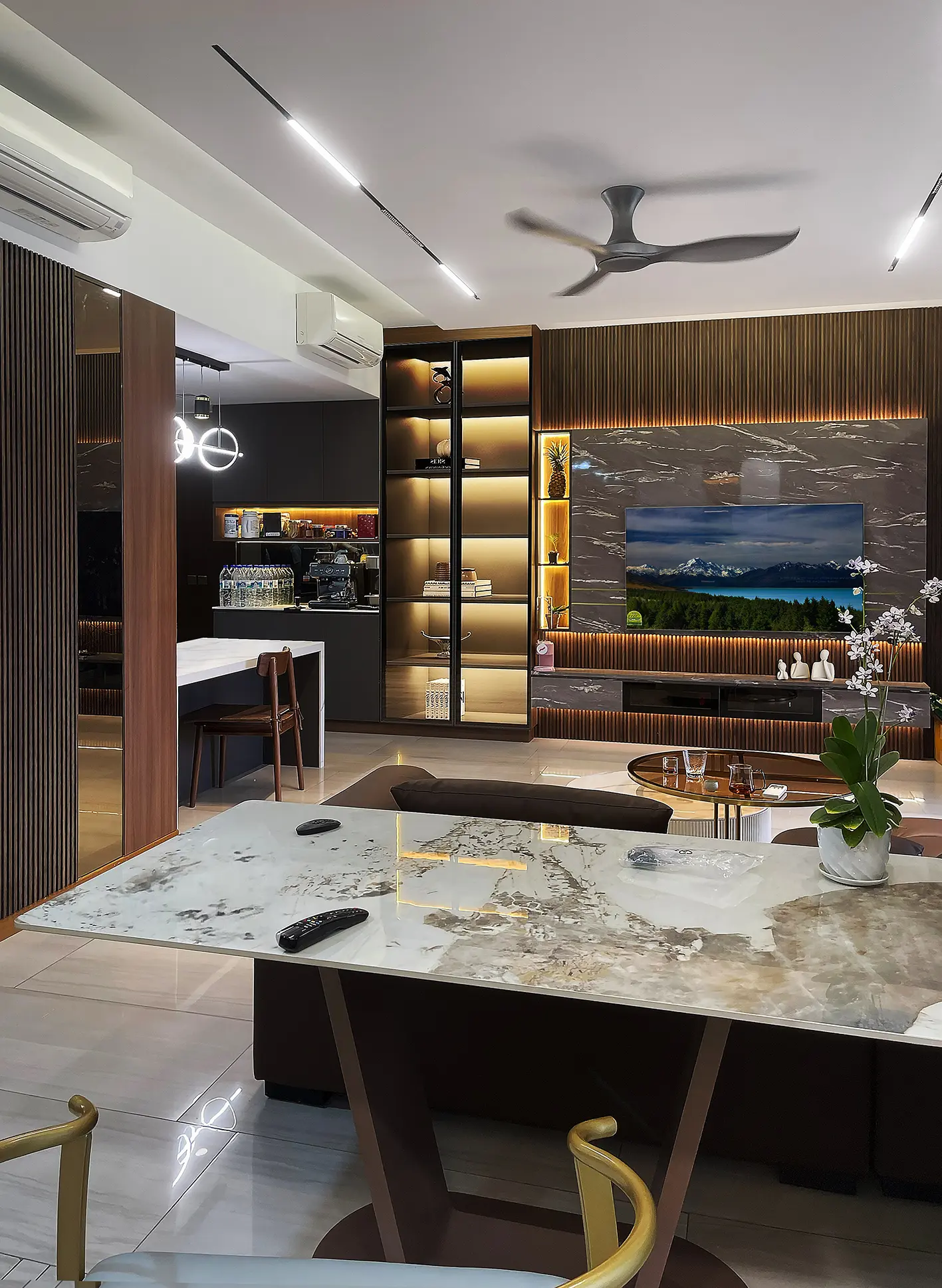 D'intérieur Design  - Modern / Contemporary - Living - Resale Condo - $48,000