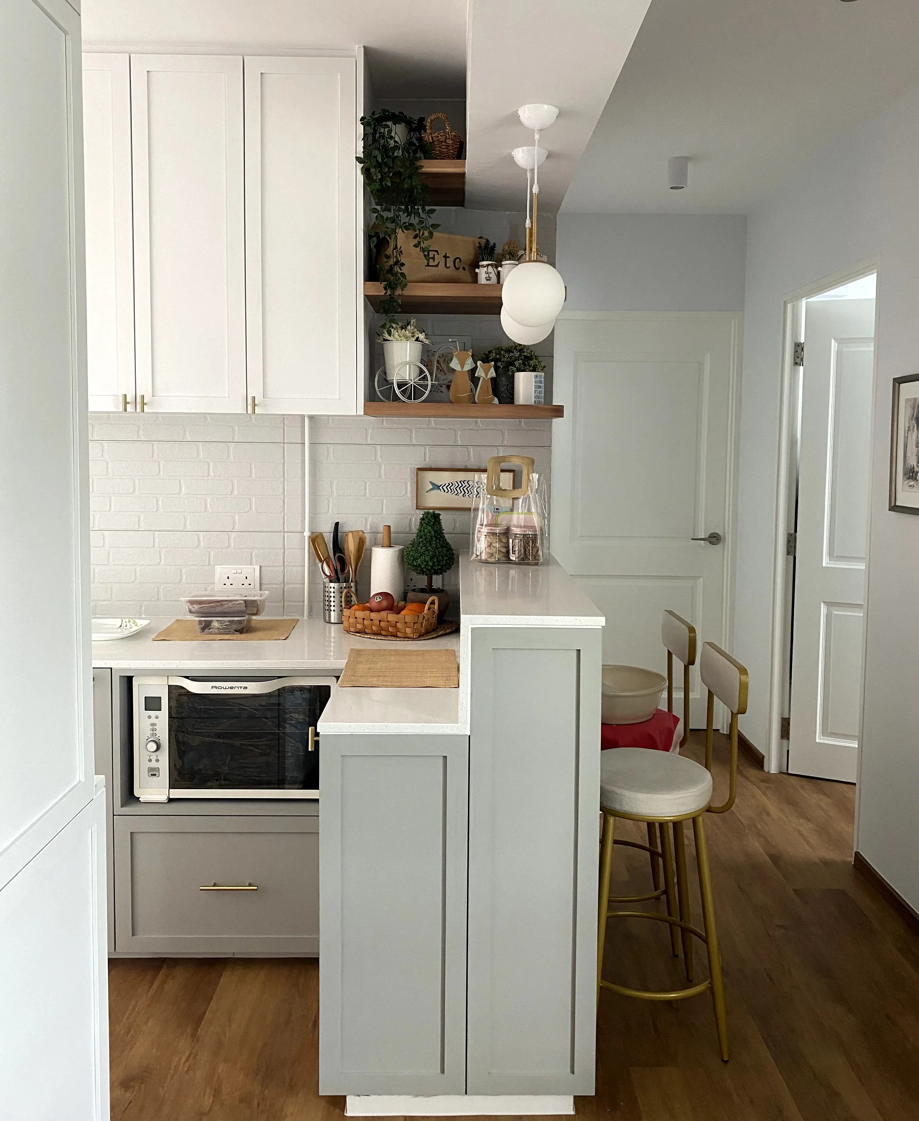 5M Deco - Retro / Vintage - Kitchen area - Resale HDB - $60,000