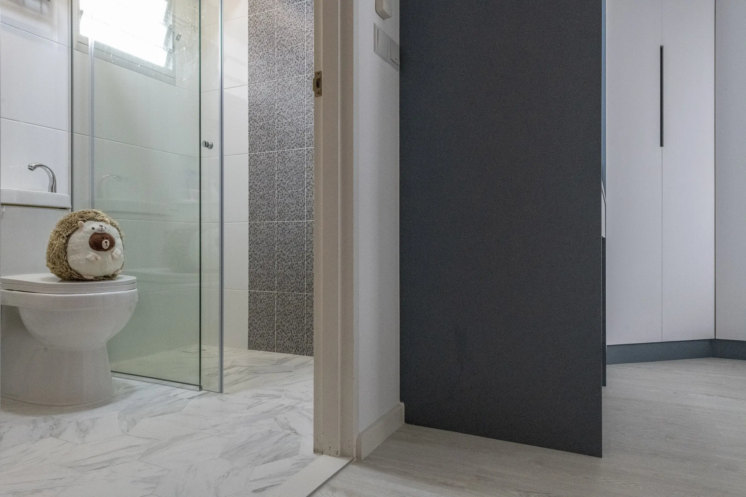 Ideal Haus - Modern / Contemporary - Bathroom - New HDB - $35,000