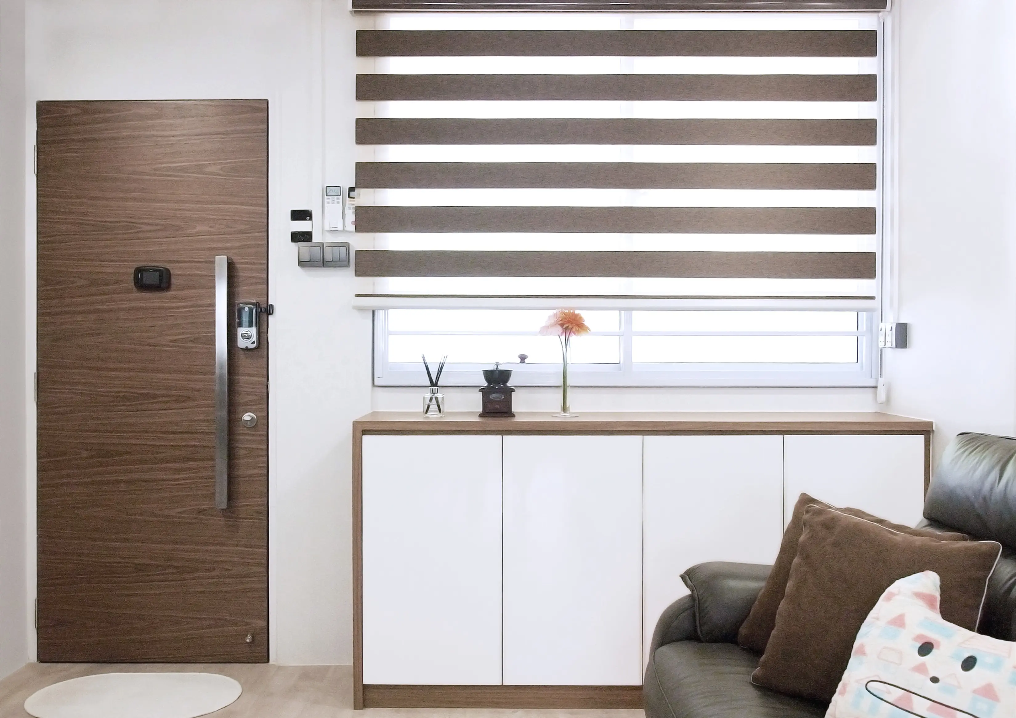 Ideal Haus - Minimalistic / Scandinavian - Living Room - Resale HDB - $30,000