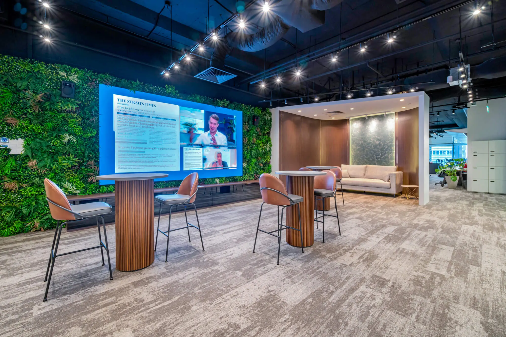 Renologist - Modern / Contemporary - Reception area - Resale Commercial - $600,000