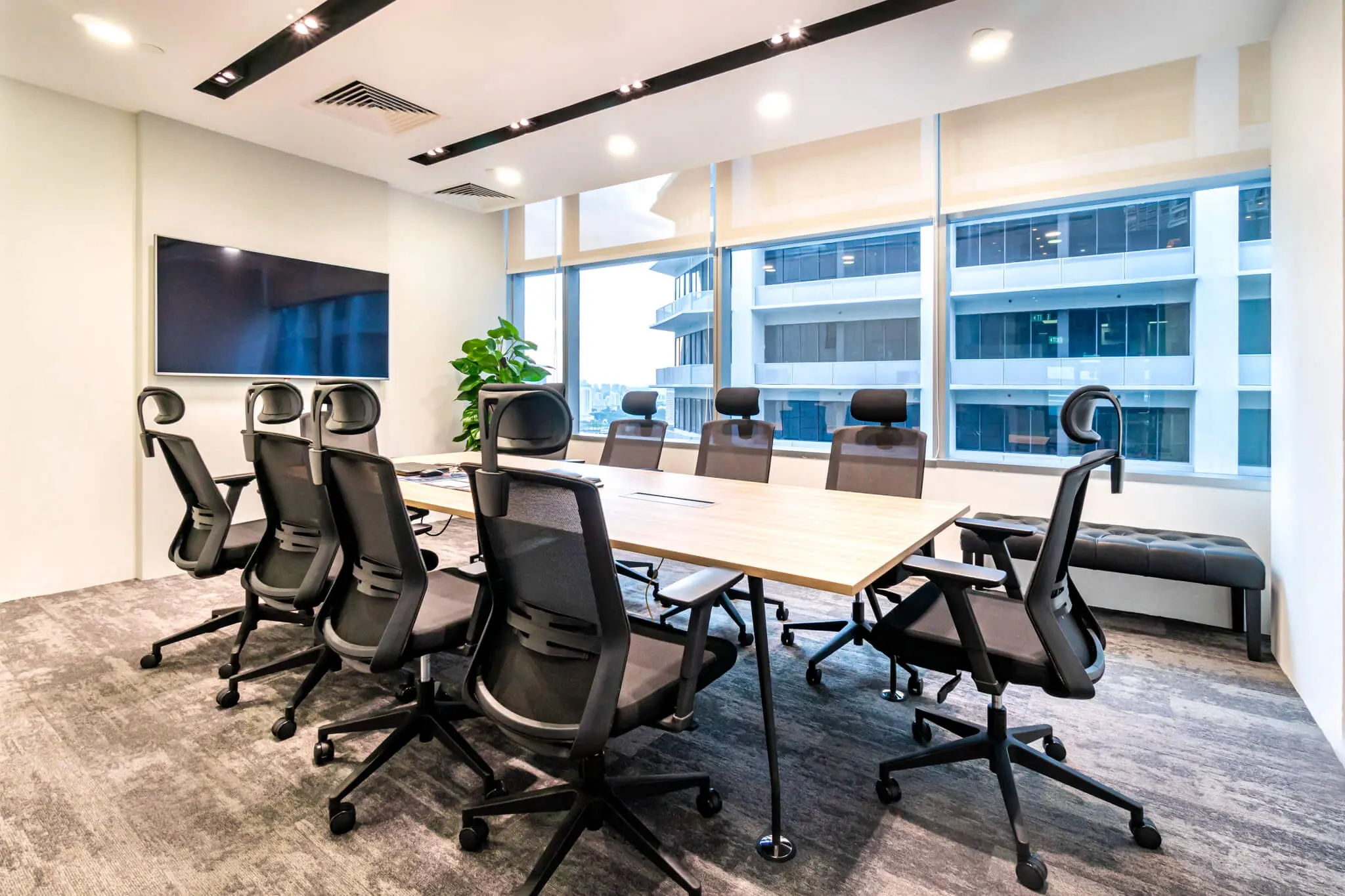 Renologist - Modern / Contemporary - Meeting Room - Resale Commercial - $600,000