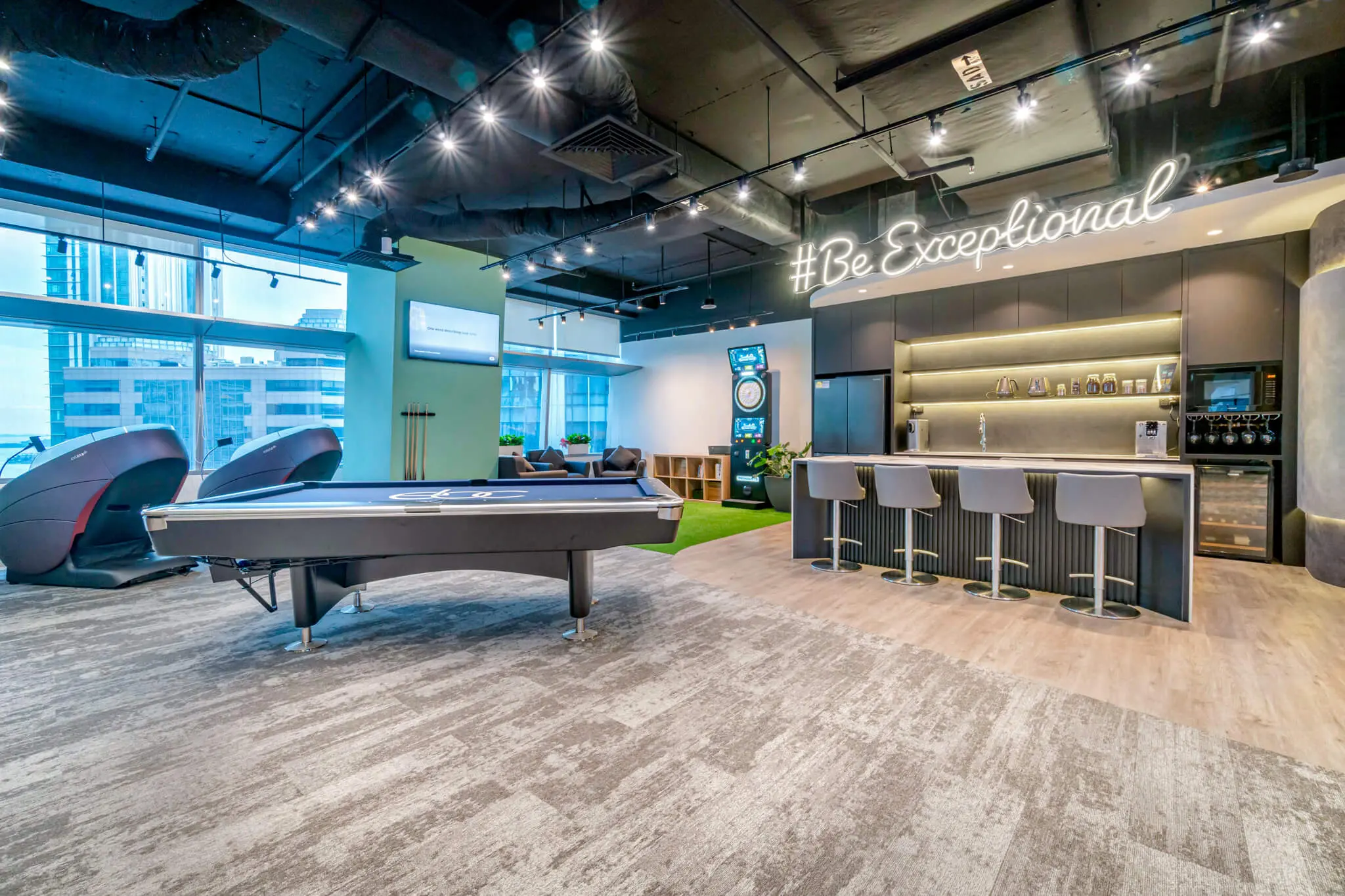 Renologist - Modern / Contemporary - Reception area - Resale Commercial - $600,000