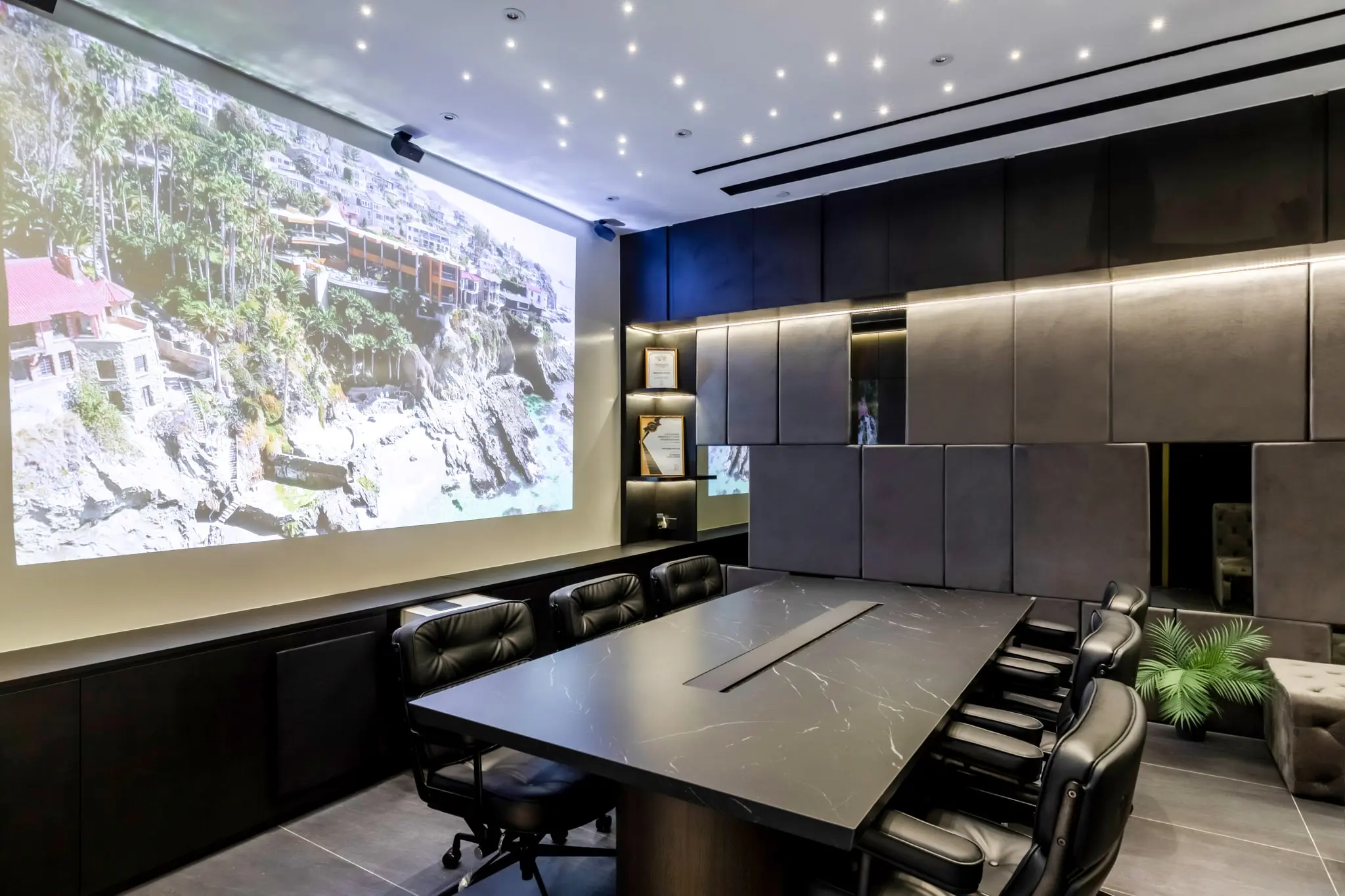 Renologist - Luxury / Glamorous - Meeting Room - Existing Commercial - $388,888