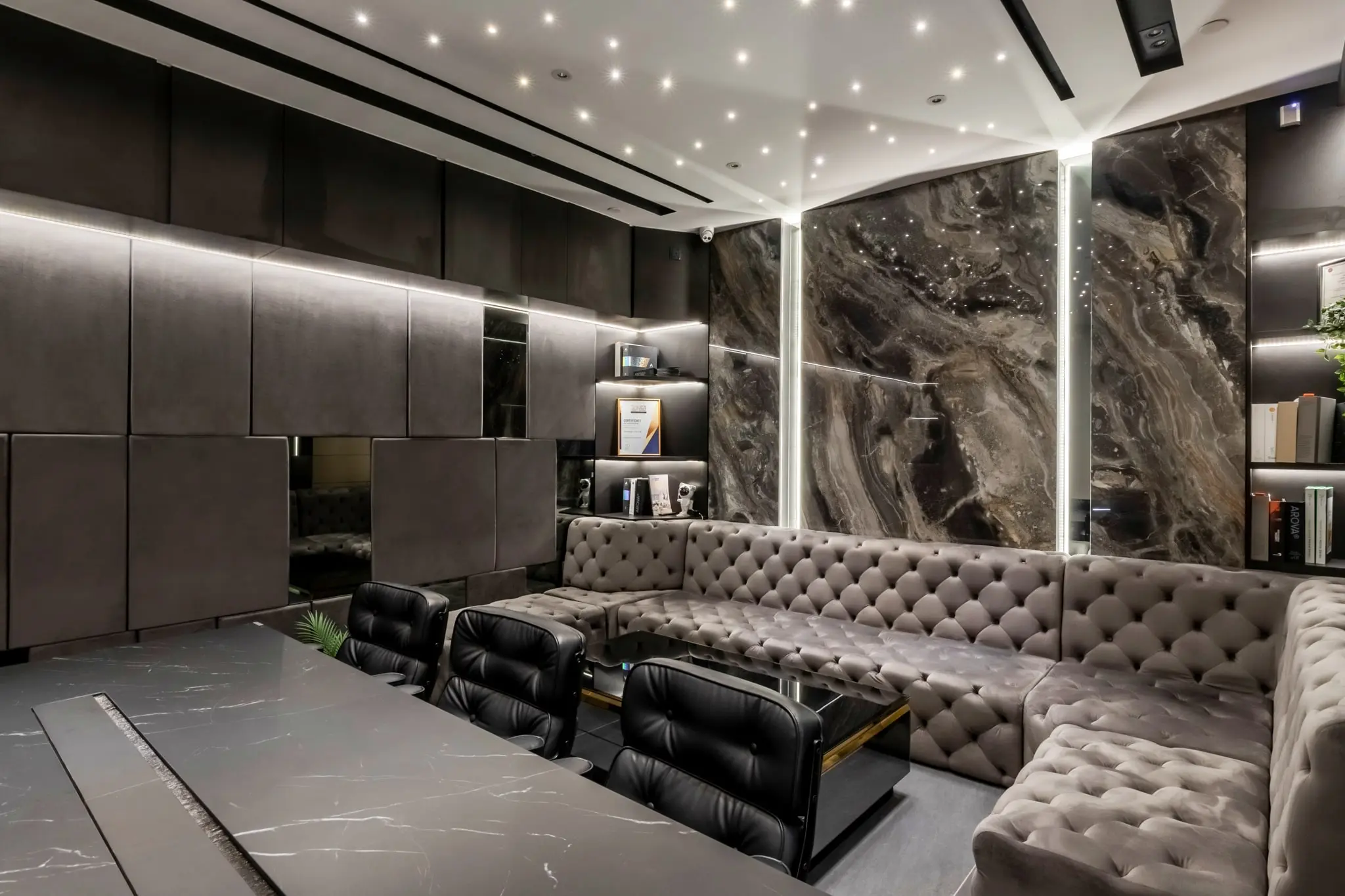 Renologist - Luxury / Glamorous - Meeting Room - Existing Commercial - $388,888