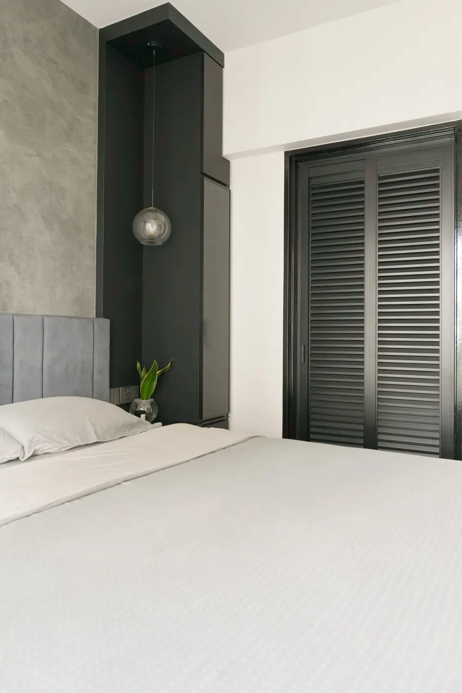 Empyrean Design Studio - Black & White - Bedroom - New HDB - $60,000