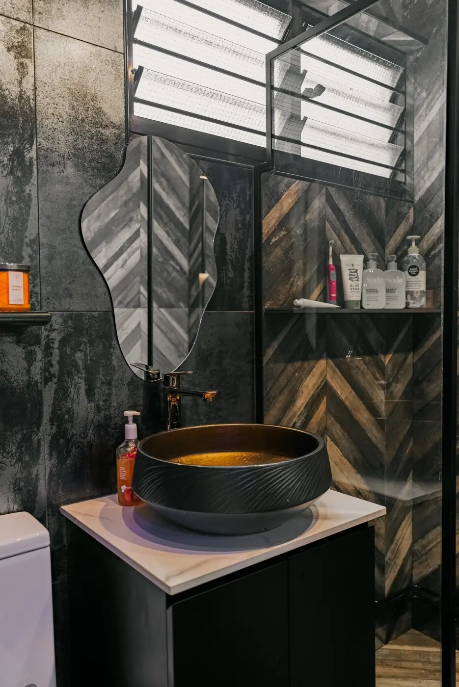 Empyrean Design Studio - Artistic / Eclectic - Bathroom - Resale HDB - $90,000