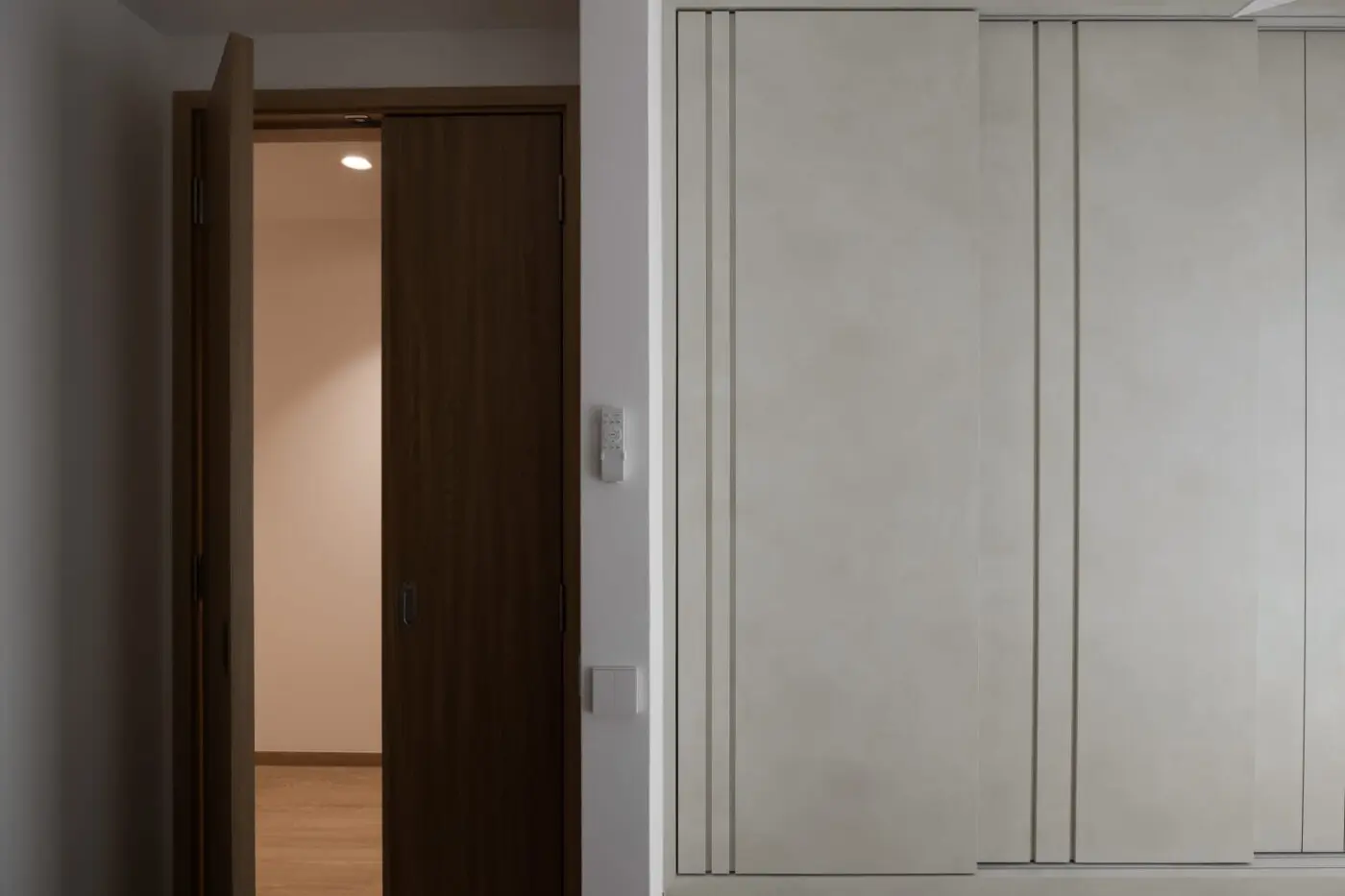 Taccuino Interior Studio - Minimalistic / Scandinavian -  - Resale Condo - $88,000