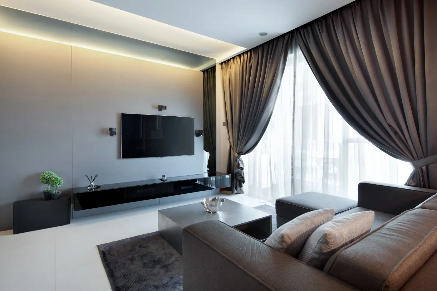 Concrete Concepts - Modern / Contemporary - Living area - Existing Condo - $70,000