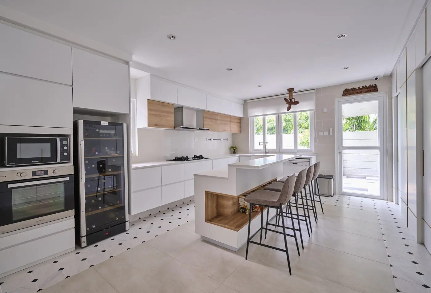 AA+C - Modern / Contemporary - Kitchen - Existing Landed - $300,000