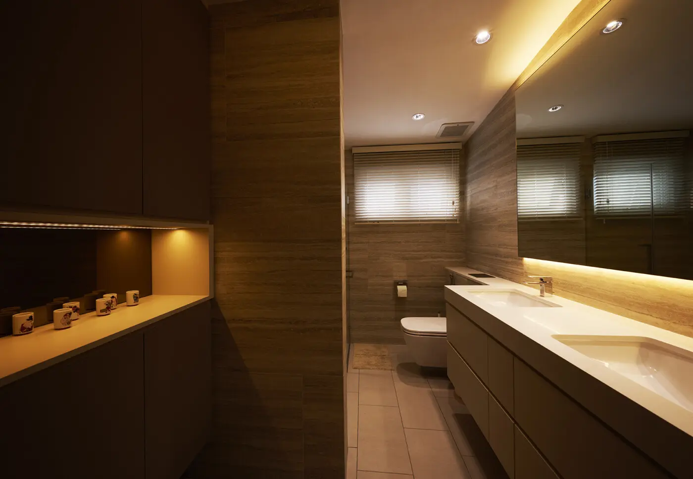 AA+C - Modern / Contemporary - Master Bathroom - Existing Landed - $300,000