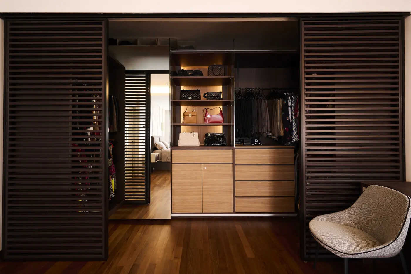 AA+C - Modern / Contemporary - Walk-in Closet - Existing Landed - $300,000
