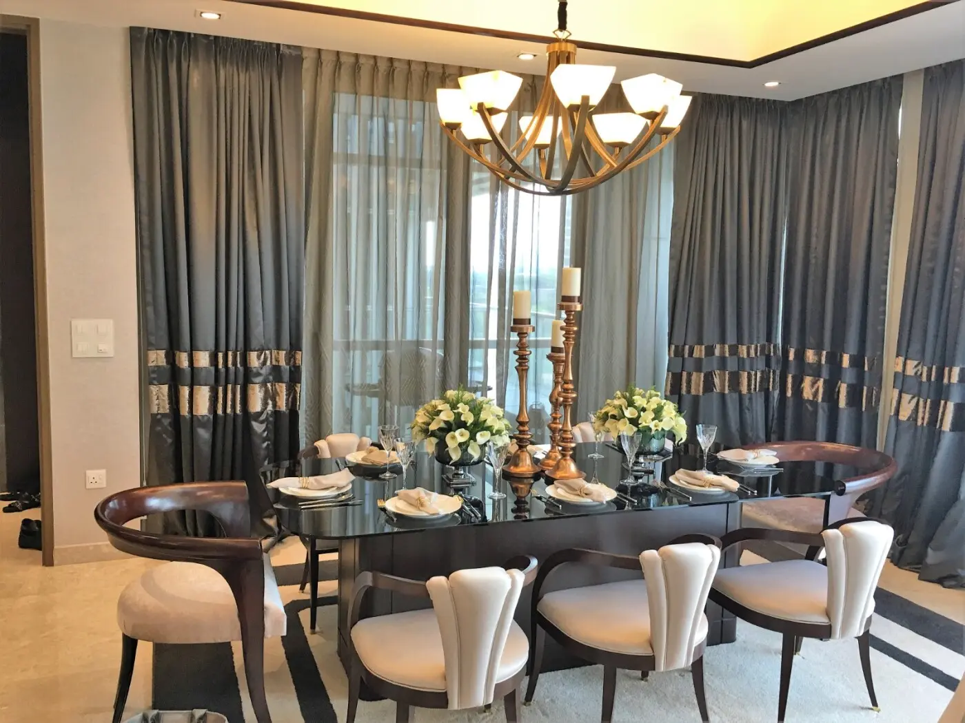 Supaspace Pte Ltd - Luxury / Glamorous - Dining - Resale Condo - $378,000