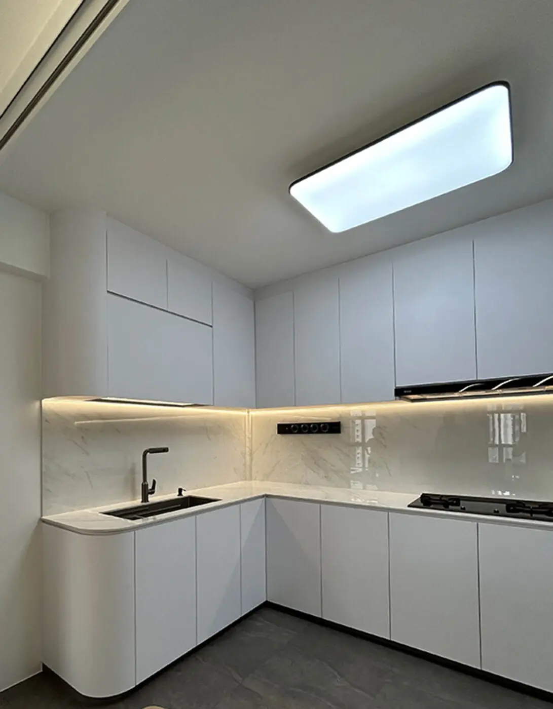 2 Bears Design - Minimalistic / Scandinavian - Kitchen - New HDB - $42,000