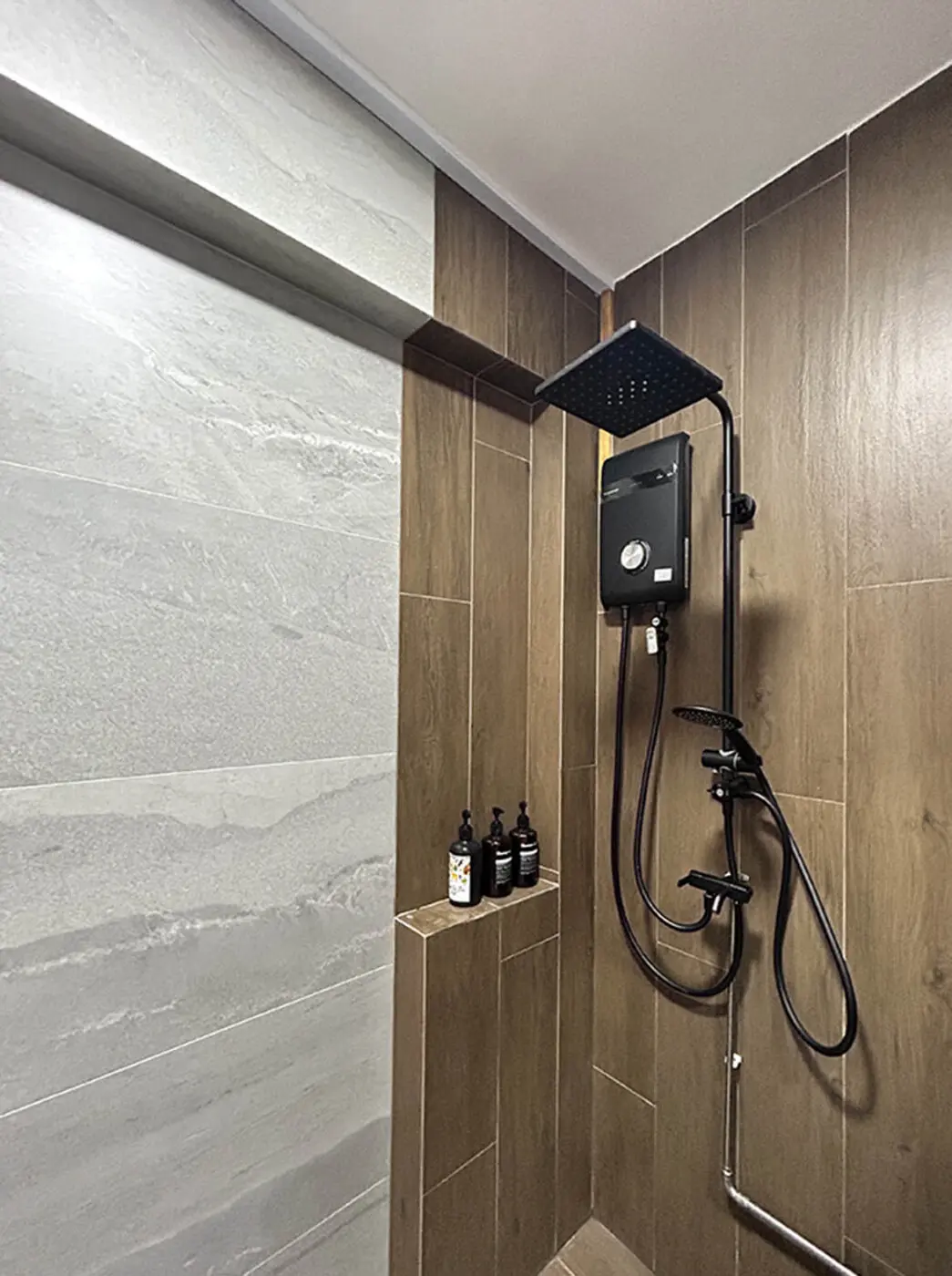 2 Bears Design - Industrial / Raw - Bathroom - Resale HDB - $68,000