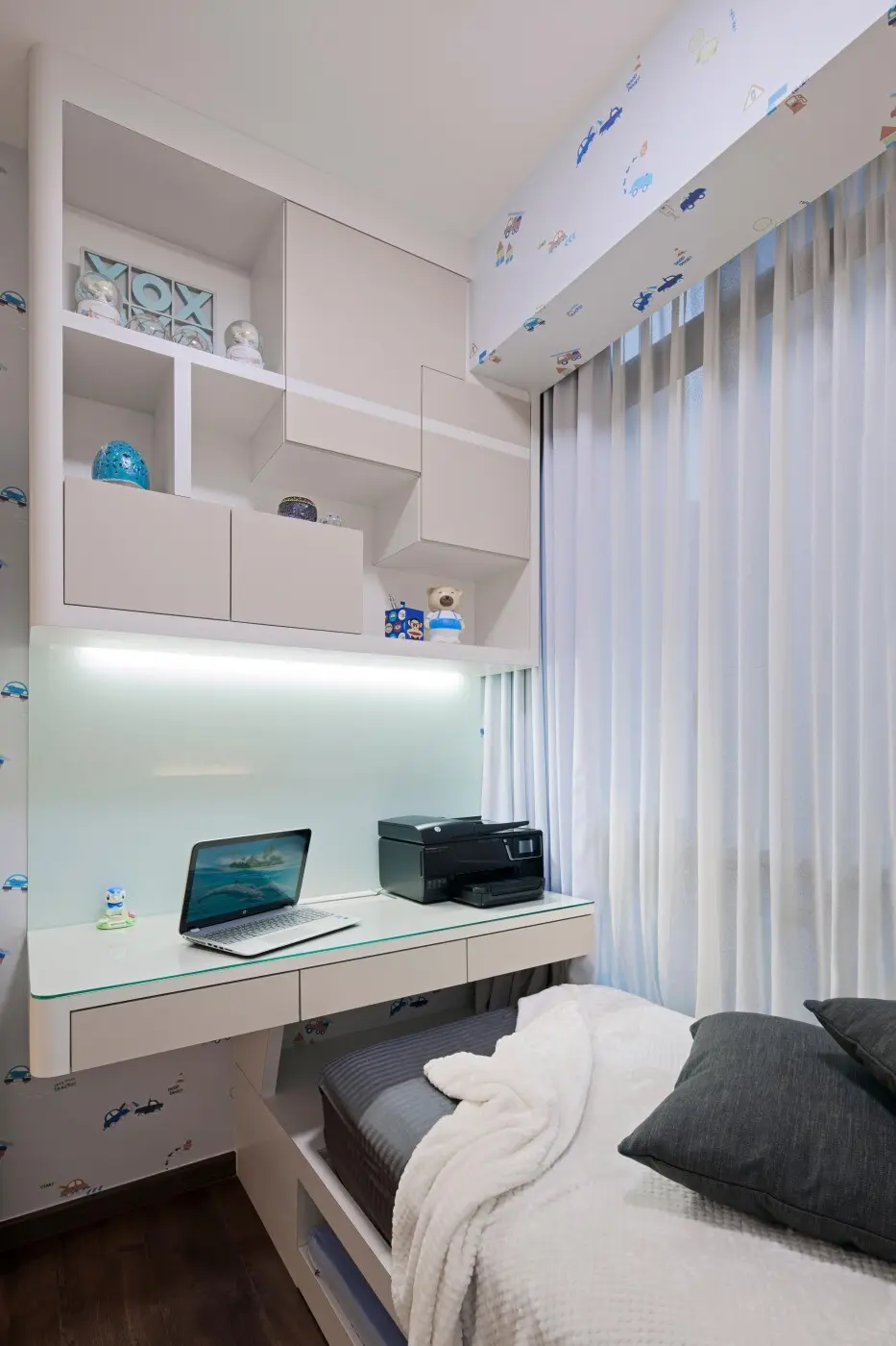 De Style Interior - Modern / Contemporary - Children Bedroom - New Condo - $50,000