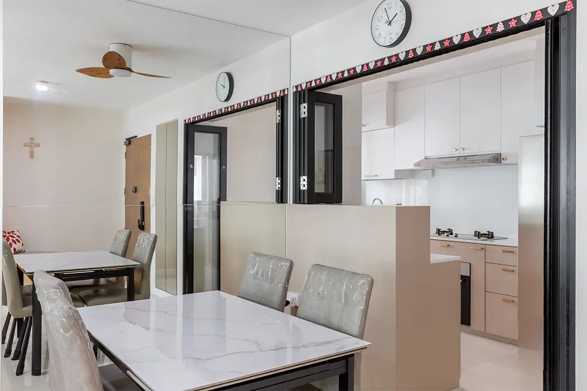 Brown Studio - Minimalistic / Scandinavian - Dining Room - Resale HDB - $47,000