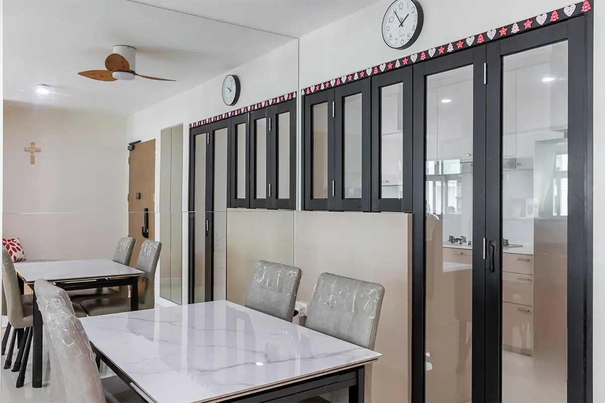 Brown Studio - Minimalistic / Scandinavian - Dining Room - Resale HDB - $47,000