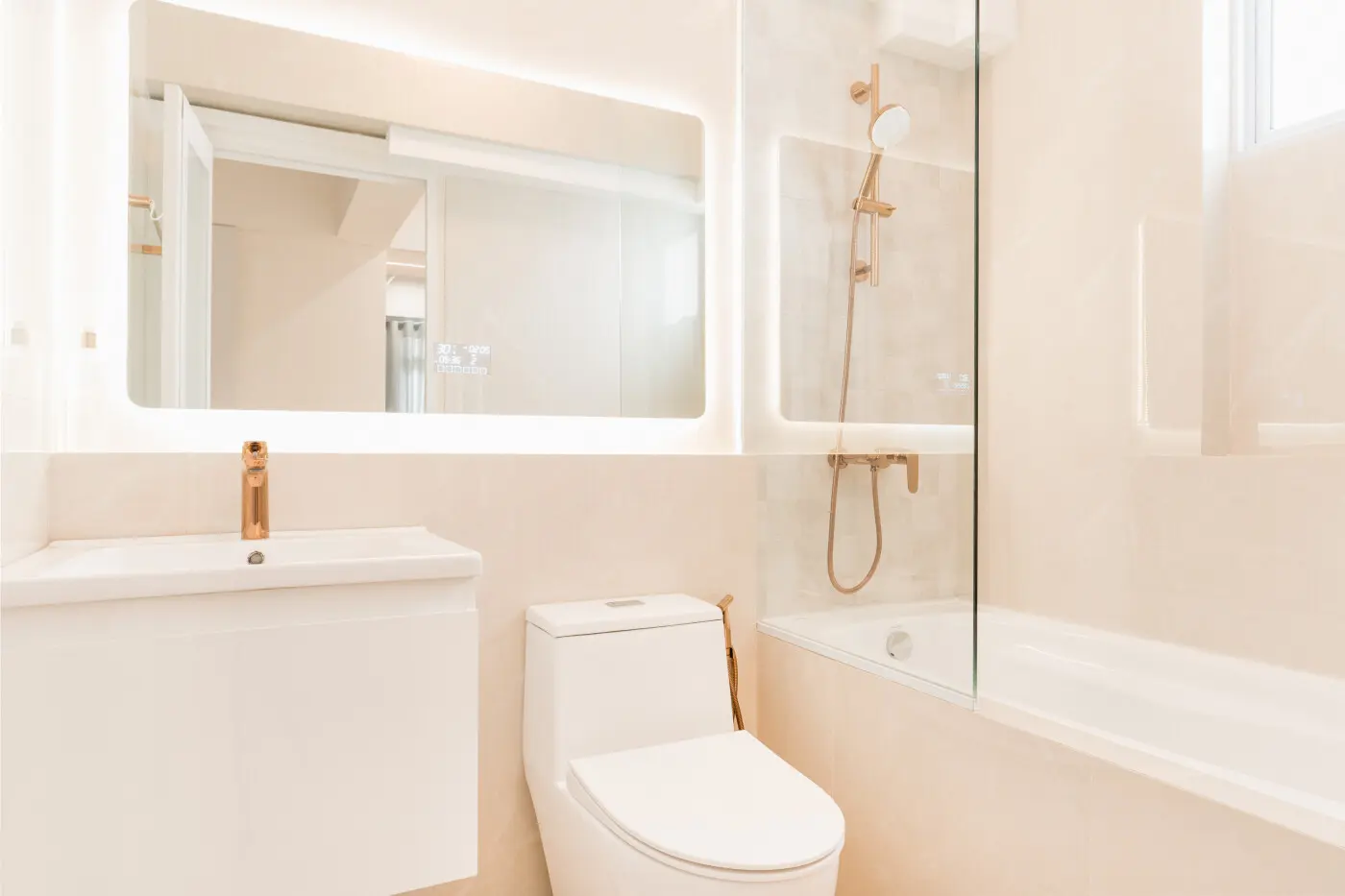 Interior Artist - Modern / Contemporary - Master Bathroom - Resale HDB - $79,000