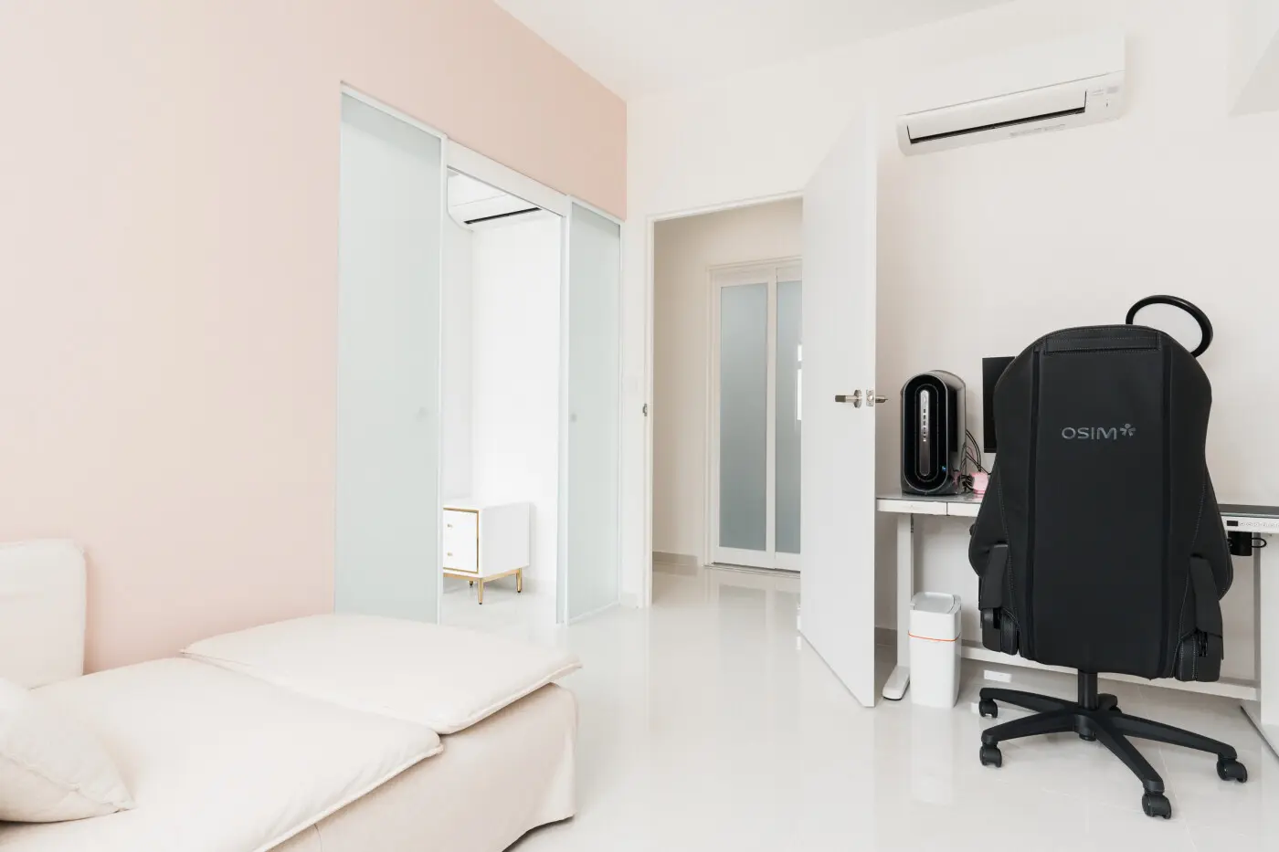 Interior Artist - Modern / Contemporary - Study Room - Resale HDB - $79,000