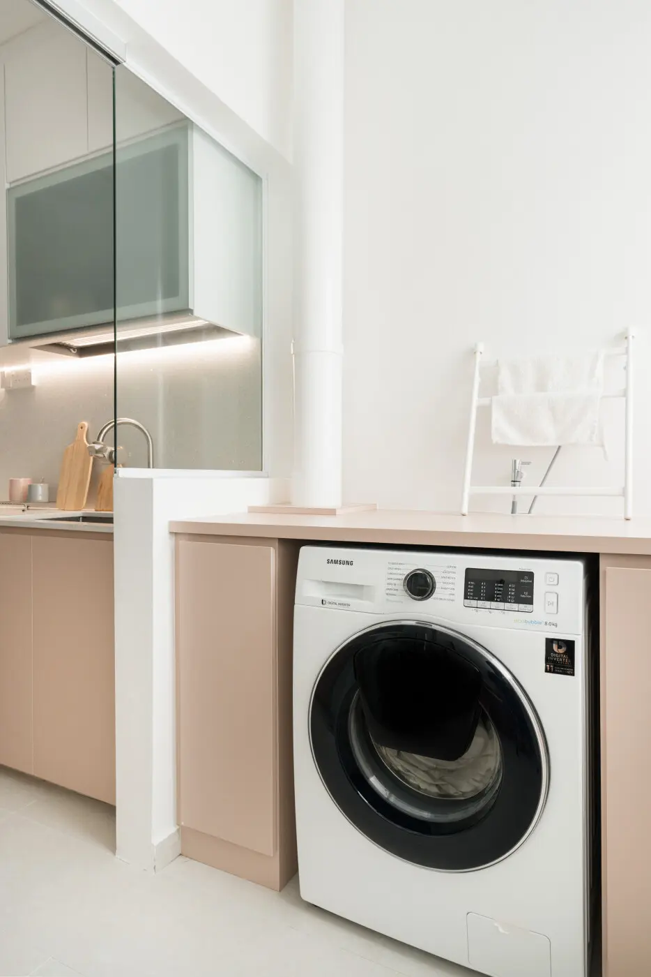 Interior Artist - Modern / Contemporary - Service Yard - Resale HDB - $79,000