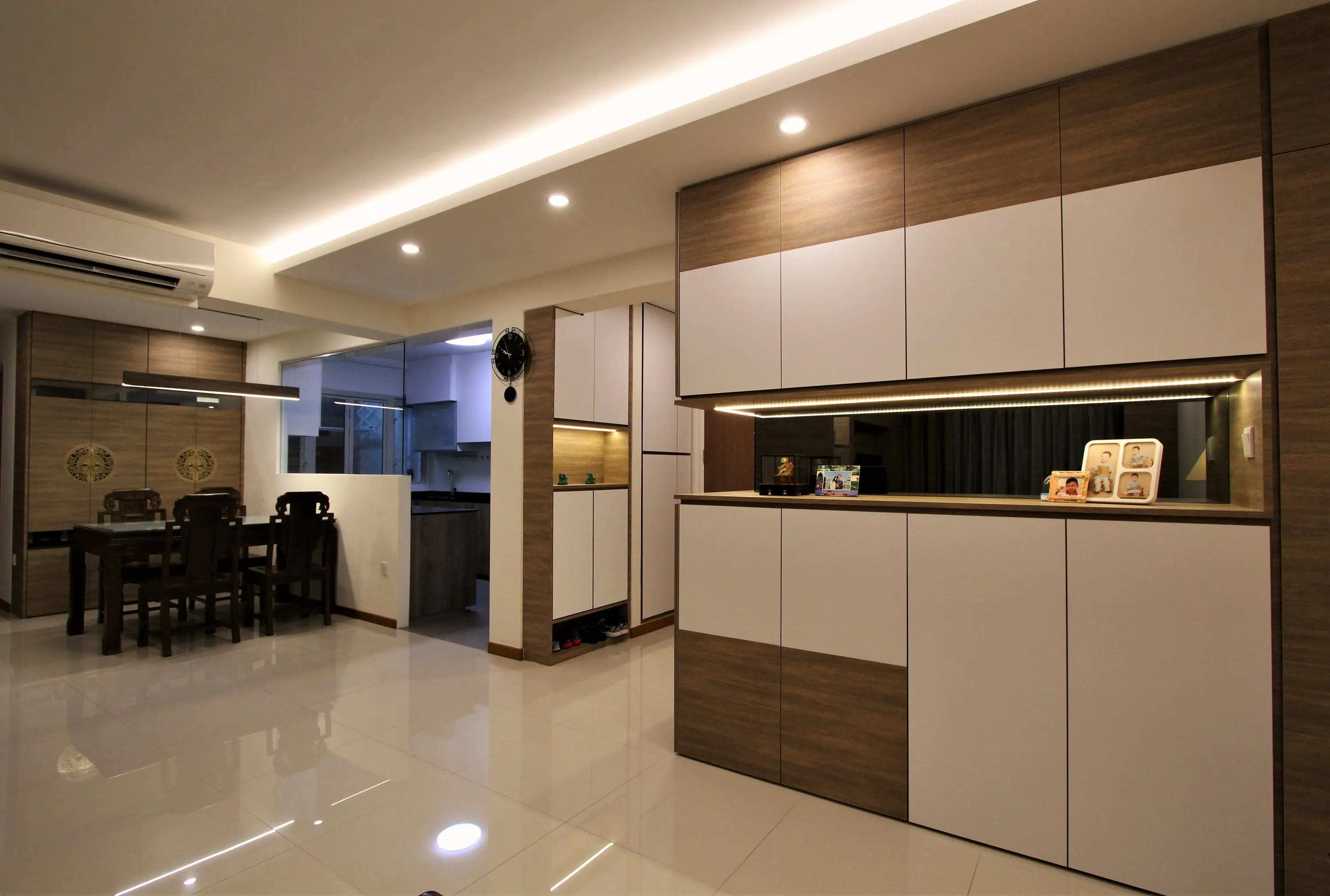June Interior Design - Retro / Vintage - Foyer - New HDB - $45,000