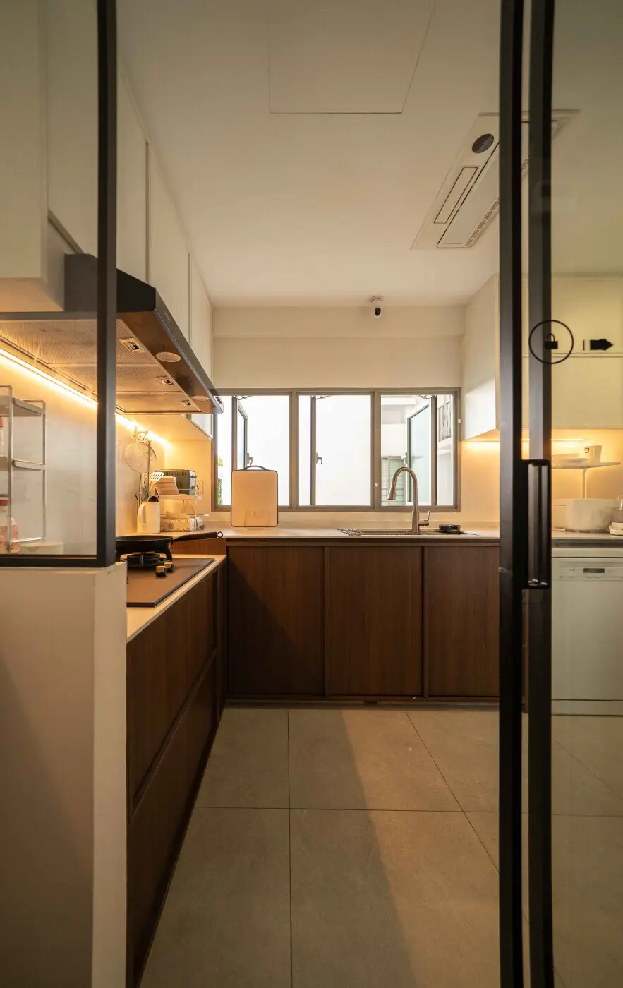The Real Design - Retro / Vintage - Kitchen - Resale Condo - $80,001