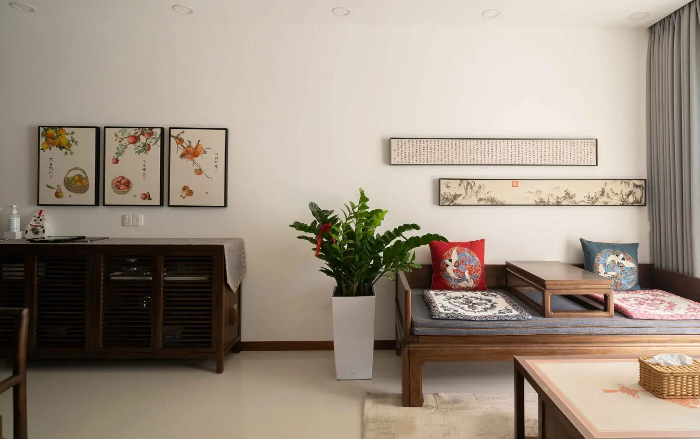 The Real Design - Retro / Vintage -  - New Condo - $24,300