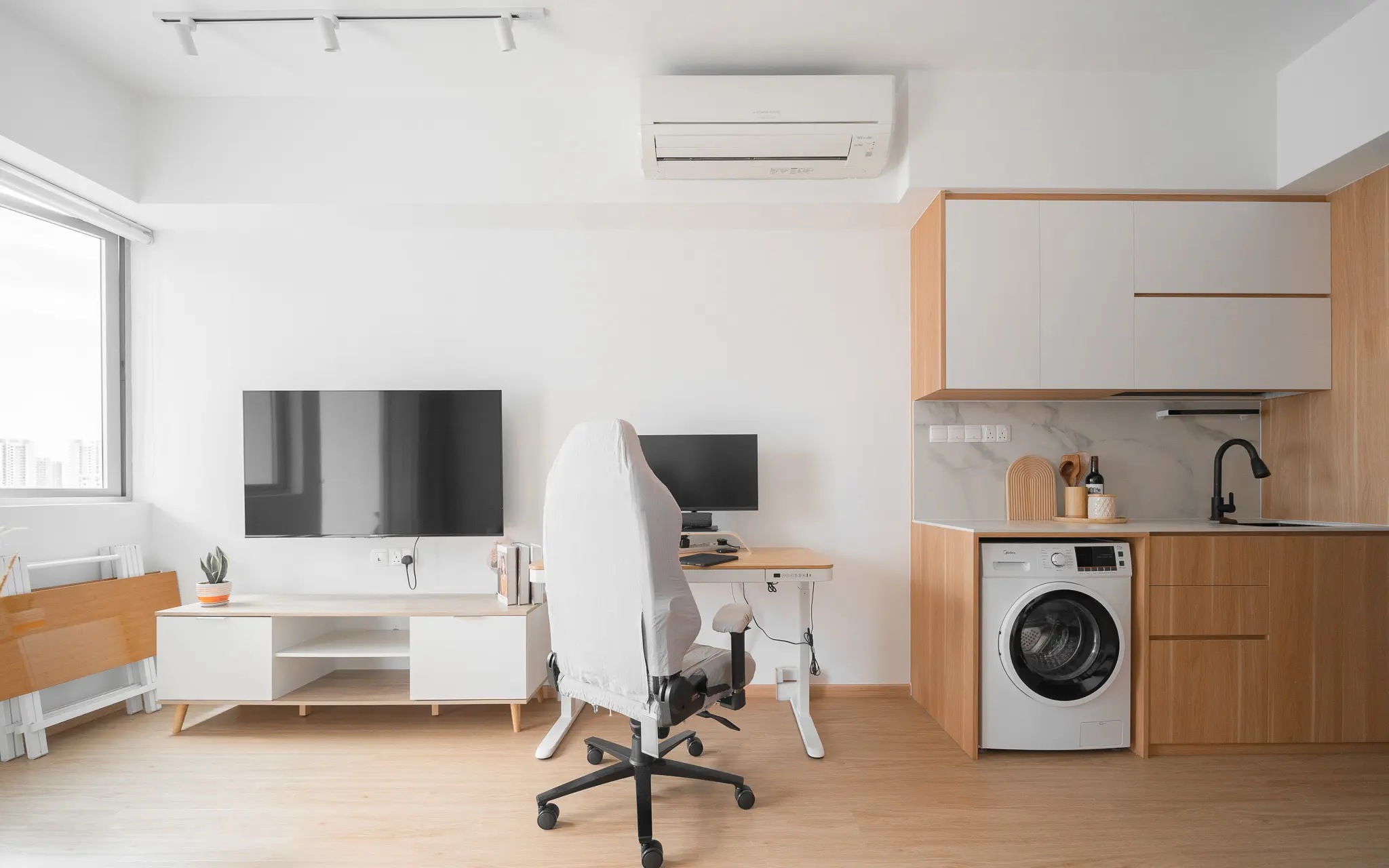 The Real Design - Minimalistic / Scandinavian -  - Resale Condo - $17,000