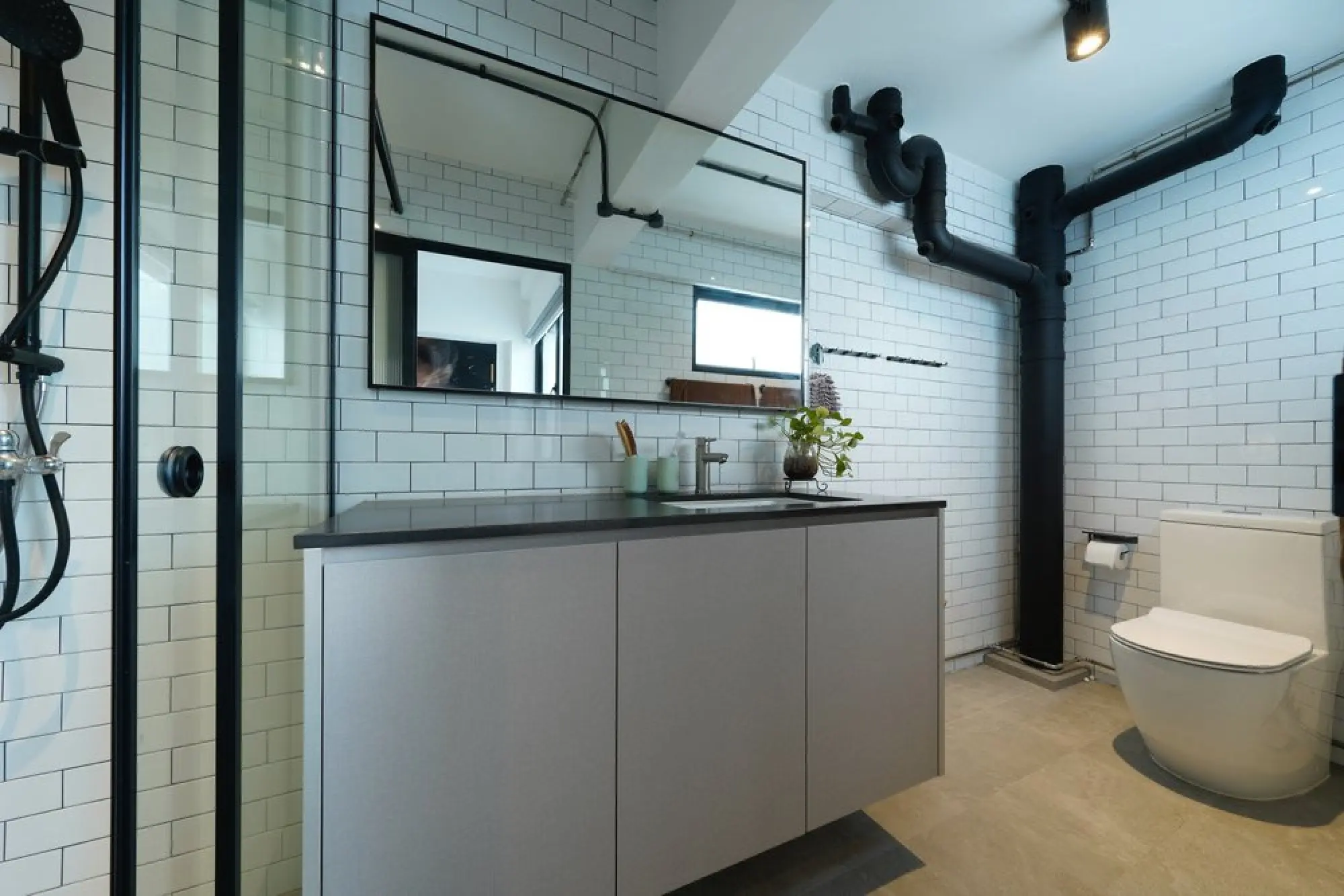 Ngieng Spatial Design - Industrial / Raw - Bath 1 - Resale HDB - $180,000