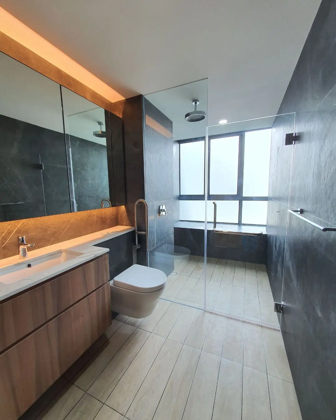 Reno Reno - Modern / Contemporary -  - Existing Condo - $90,000