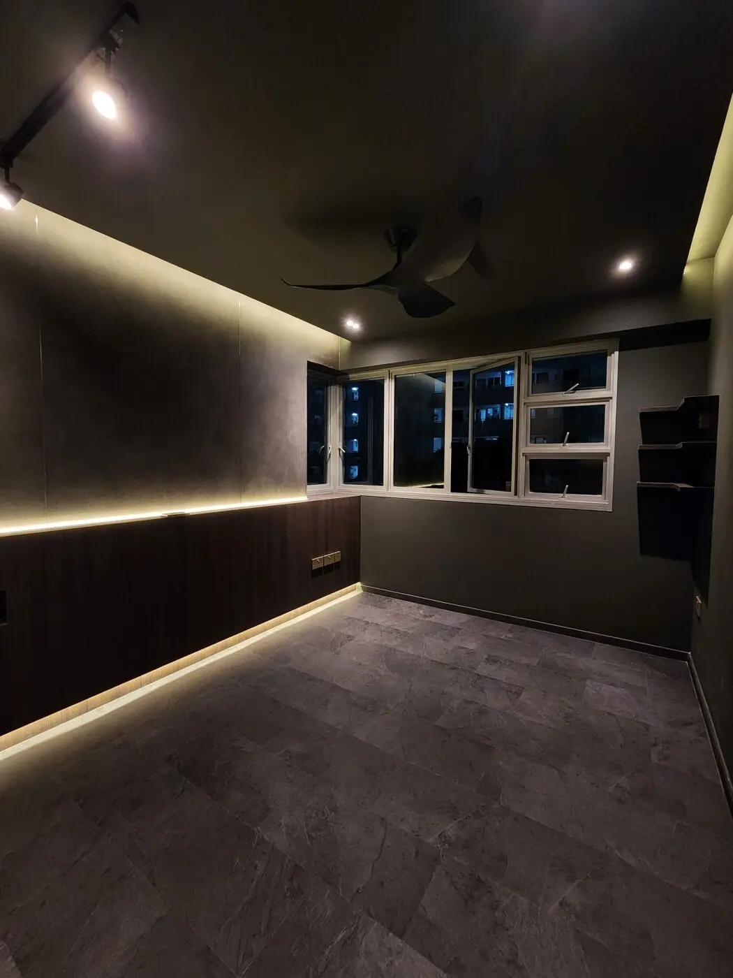 Reno Reno - Modern / Contemporary -  - Resale HDB - $70,000