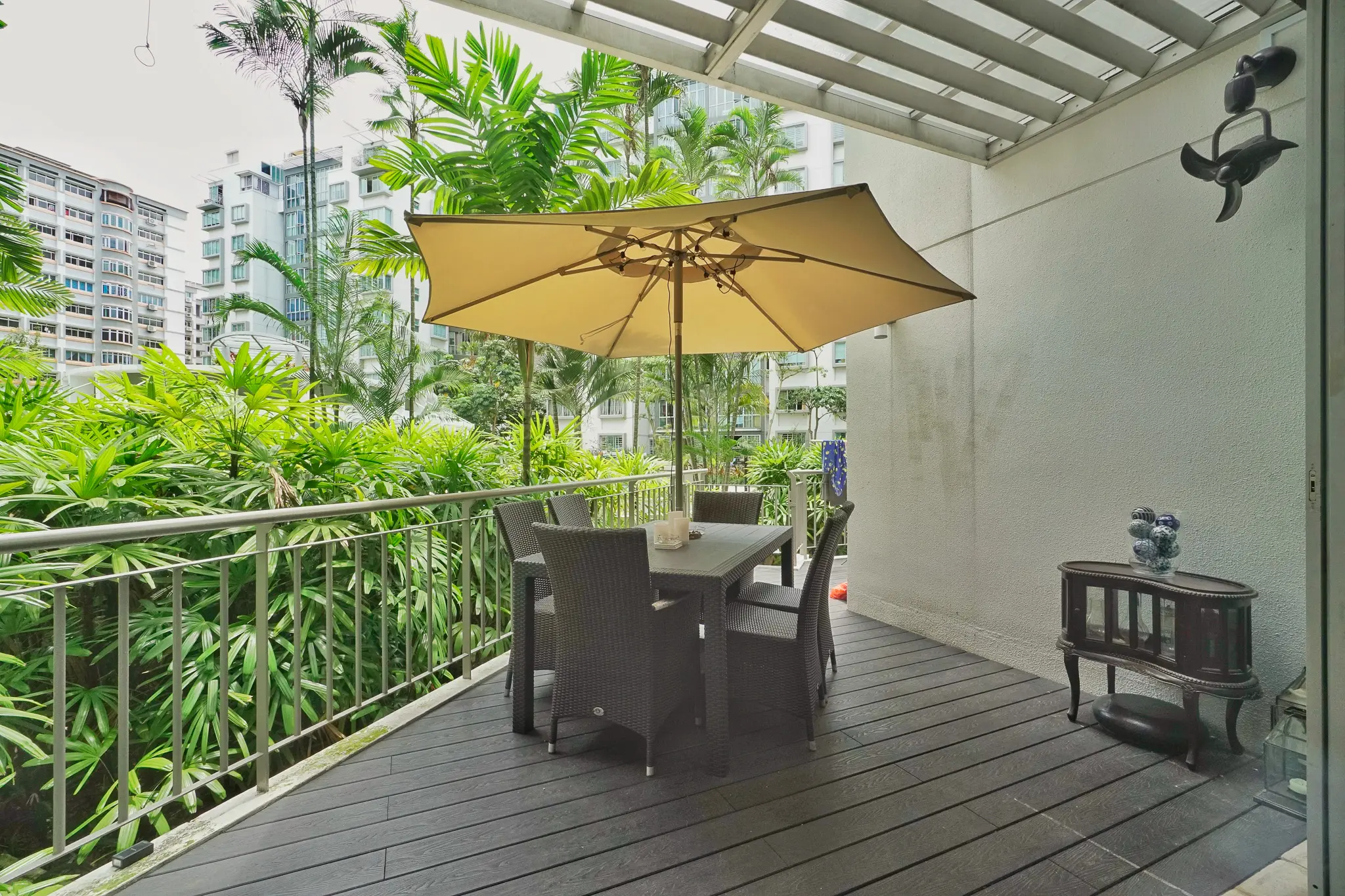 Groove Interior - Luxury / Glamorous - Balcony - New Condo - $68,500