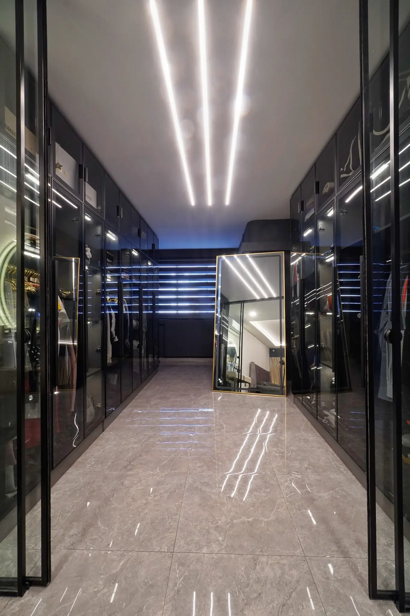 Groove Interior - Modern / Contemporary - Walk-in Wardrobe - Resale HDB - $52,803